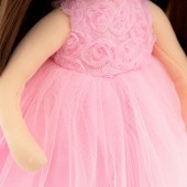 Sophie in a pink dress with roses