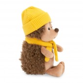 Prickle the Hedgehog in a yellow hat 15